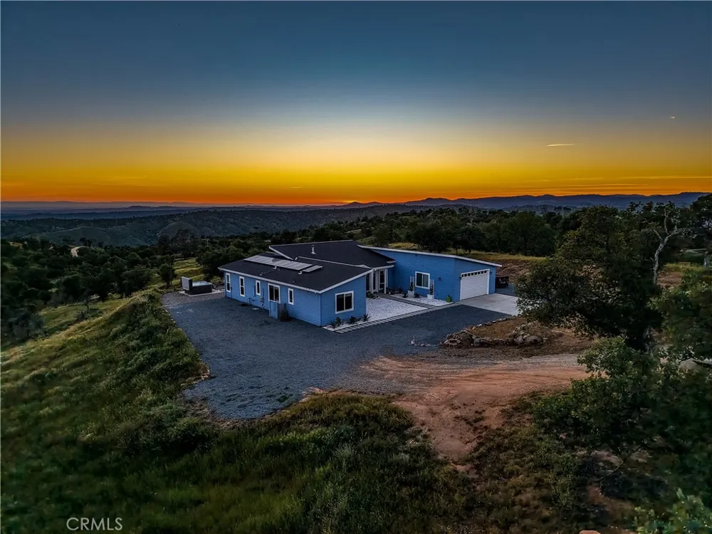 39603 Road 810 Raymond, CA 93653