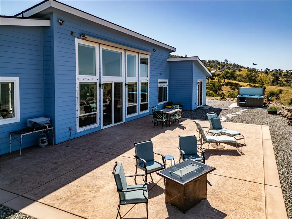 39603 Road 810 Raymond, CA 93653