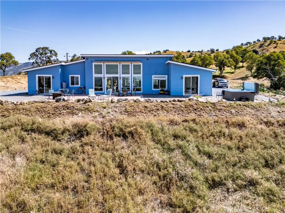 39603 Road 810 Raymond, CA 93653