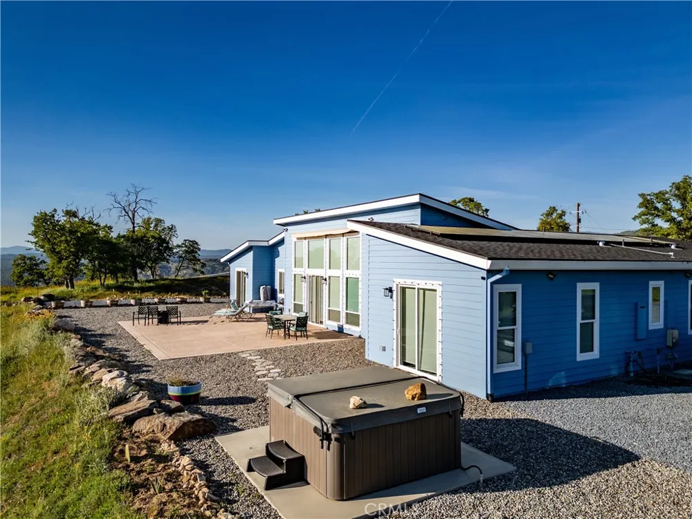 39603 Road 810 Raymond, CA 93653