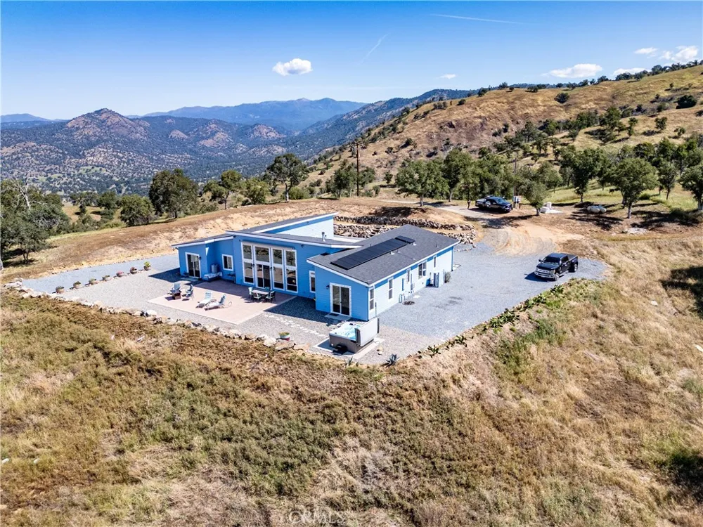 39603 Road 810 Raymond, CA 93653