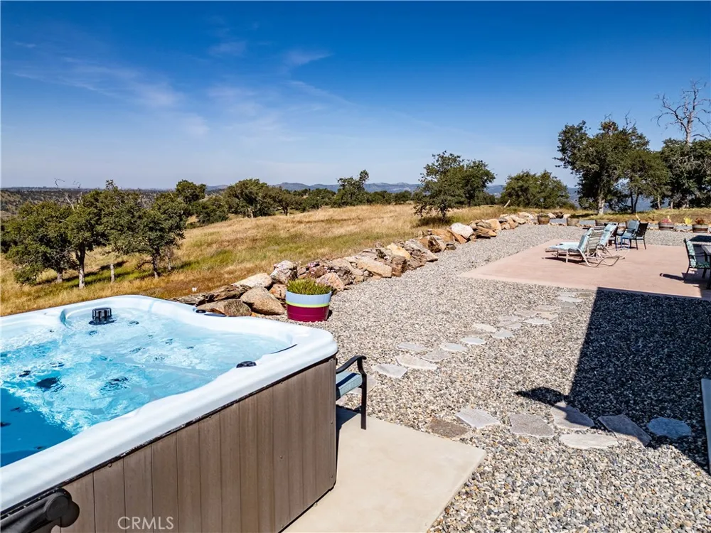 39603 Road 810 Raymond, CA 93653