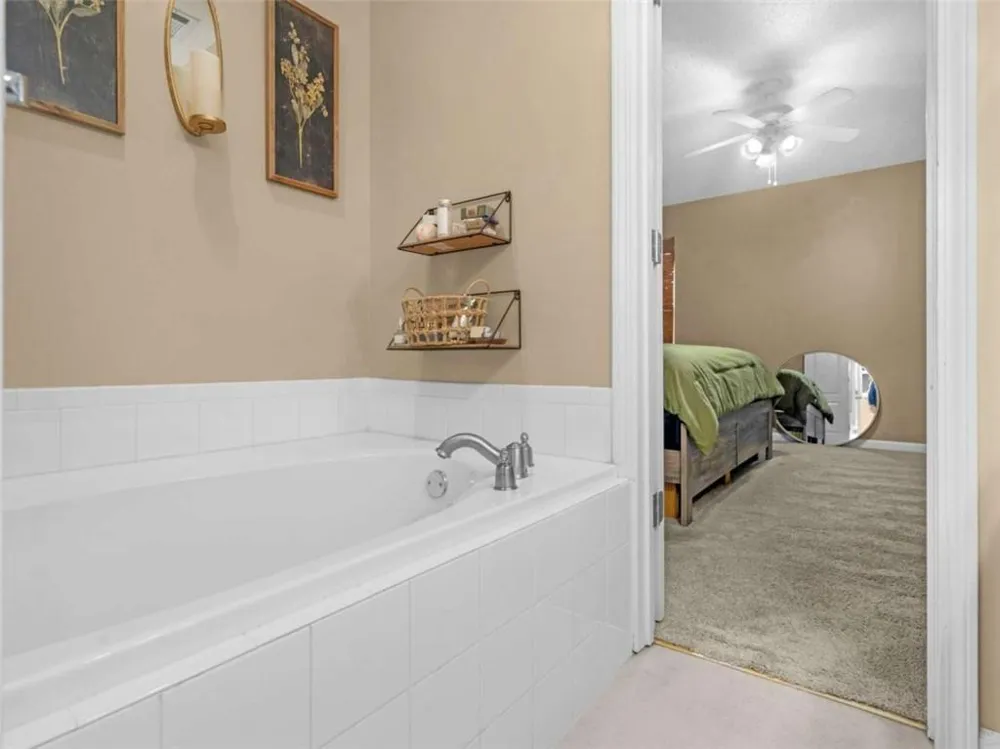 165 Brasch Park Drive Grantville, GA 30220