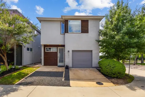 1011 Gallivant Lane