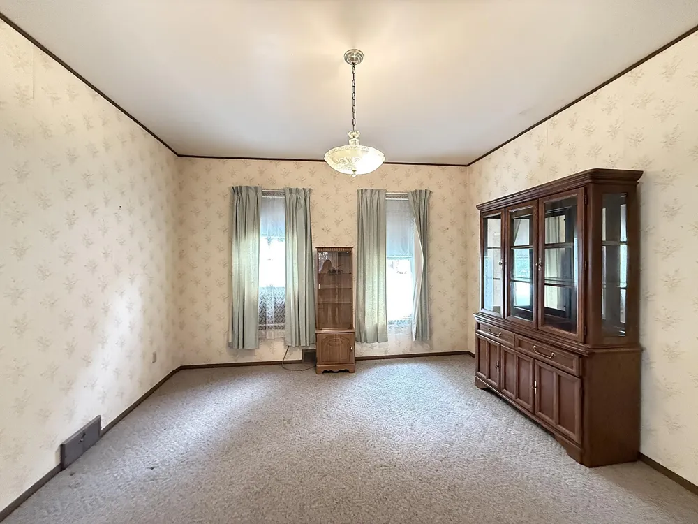 324 E Maple Street Sacred Heart, MN 56285