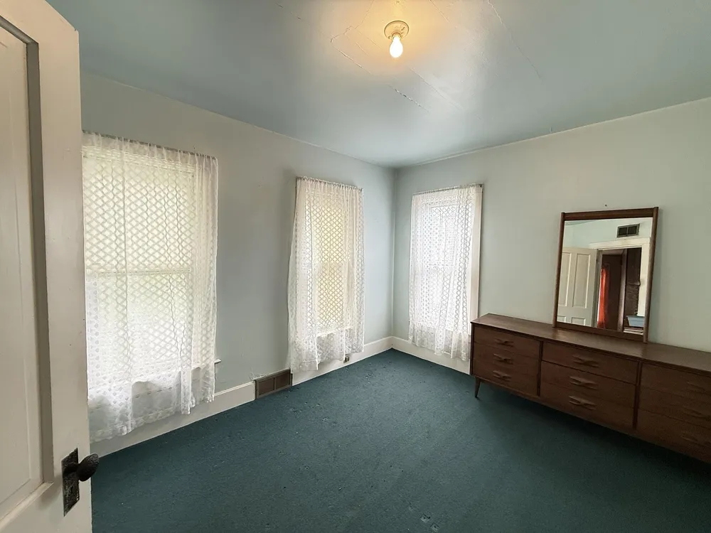 324 E Maple Street Sacred Heart, MN 56285