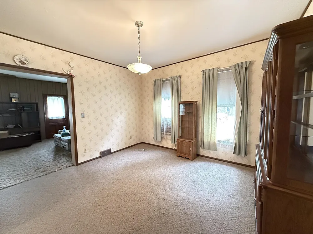 324 E Maple Street Sacred Heart, MN 56285