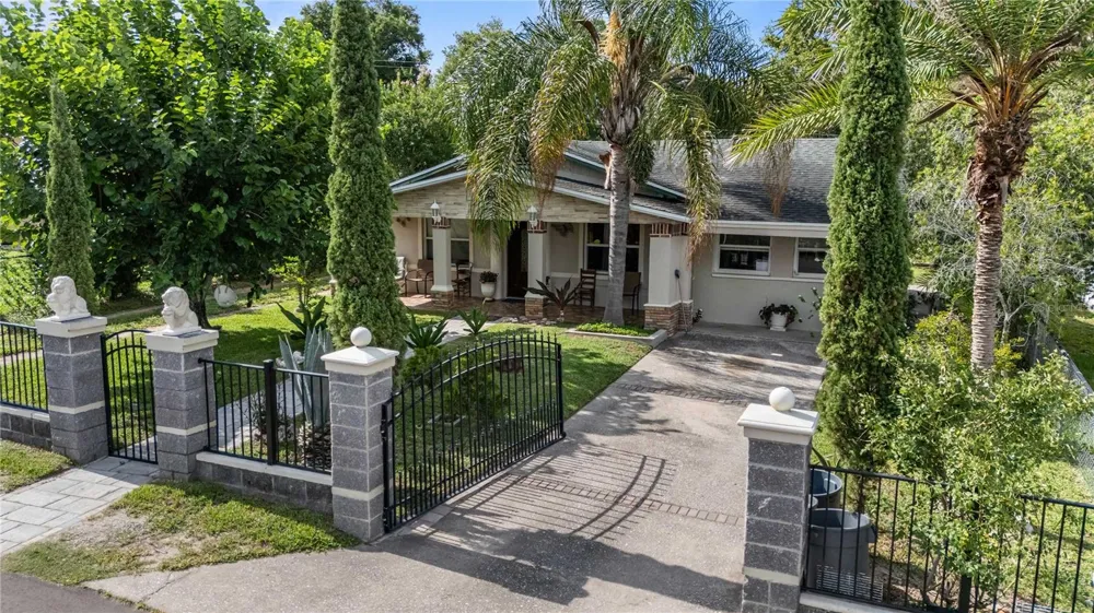 37253 SAFARI DRIVE Dade City, FL 33523