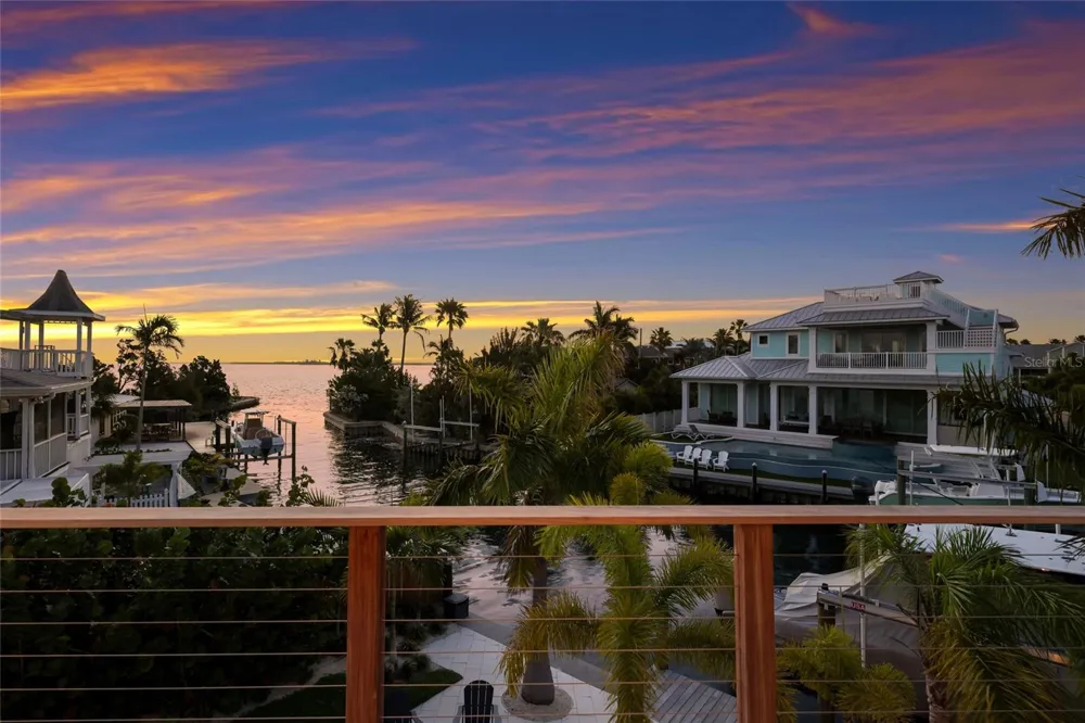 511 59TH STREET Bradenton Beach, FL 34217