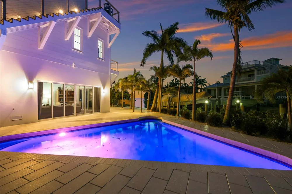 511 59TH STREET Bradenton Beach, FL 34217