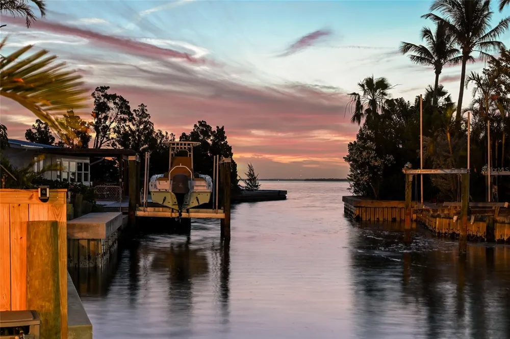 511 59TH STREET Bradenton Beach, FL 34217