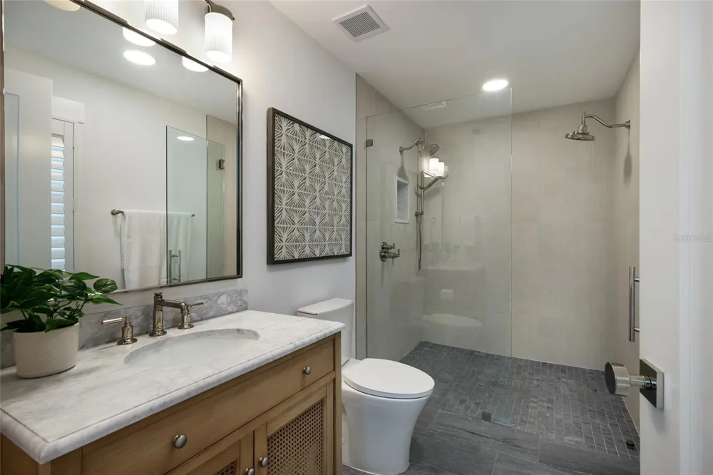 511 59TH STREET Bradenton Beach, FL 34217
