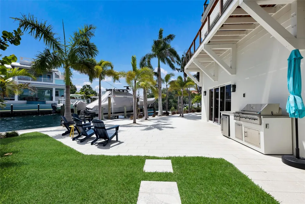 511 59TH STREET Bradenton Beach, FL 34217