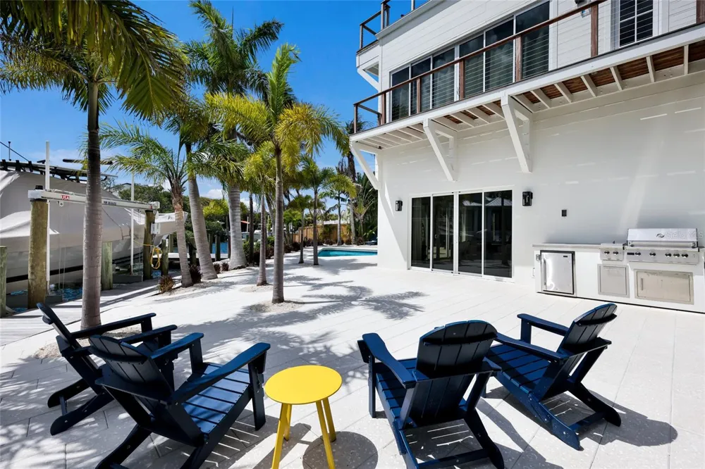 511 59TH STREET Bradenton Beach, FL 34217