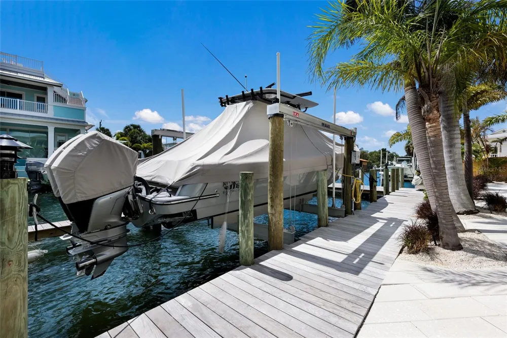 511 59TH STREET Bradenton Beach, FL 34217