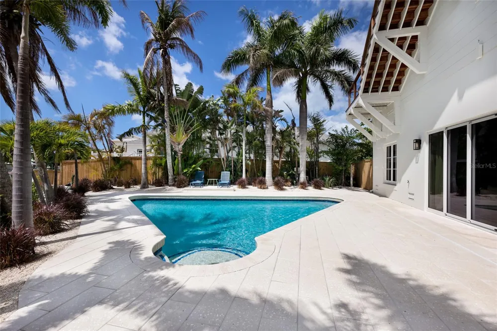 511 59TH STREET Bradenton Beach, FL 34217