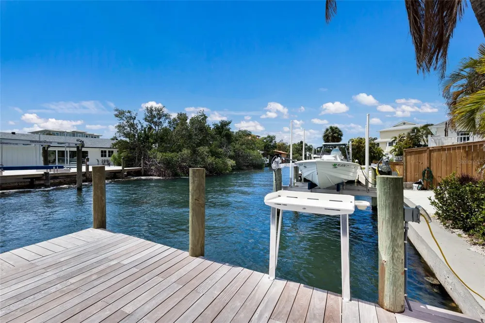 511 59TH STREET Bradenton Beach, FL 34217