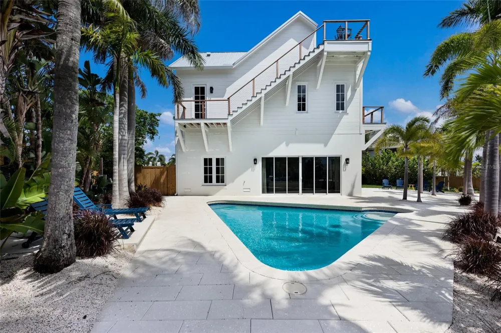 511 59TH STREET Bradenton Beach, FL 34217