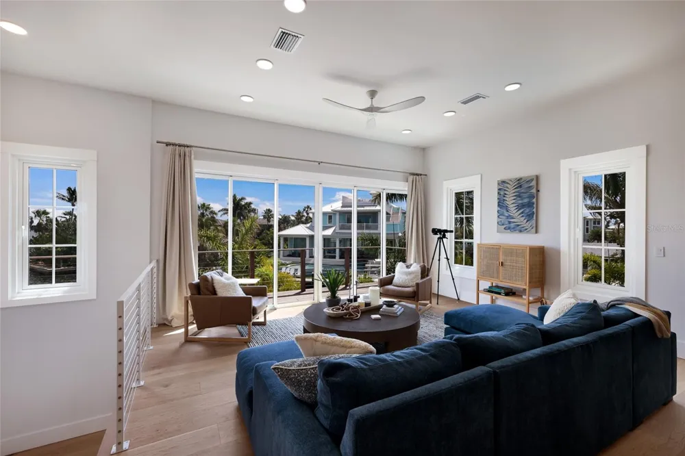 511 59TH STREET Bradenton Beach, FL 34217