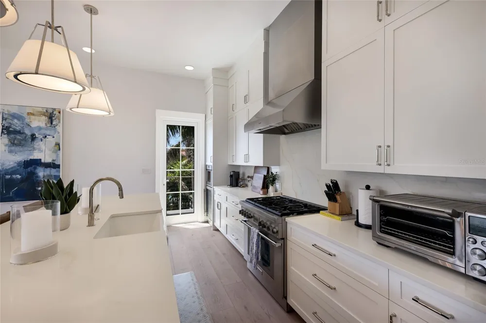 511 59TH STREET Bradenton Beach, FL 34217