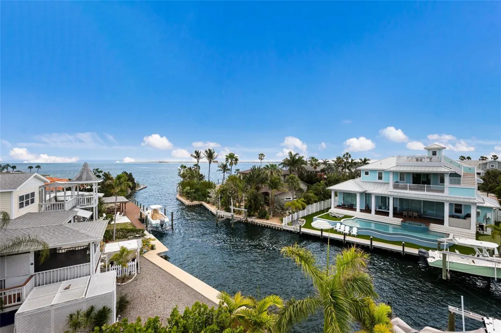 511 59TH STREET Bradenton Beach, FL 34217