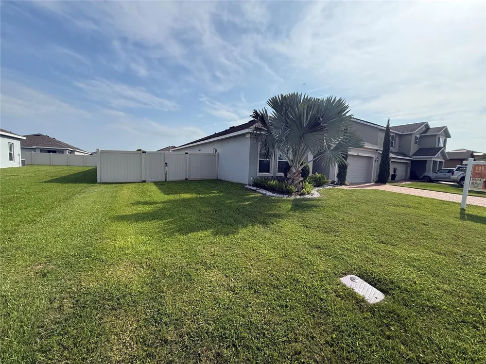 2600 WADEVIEW LOOP St Cloud, FL 34769