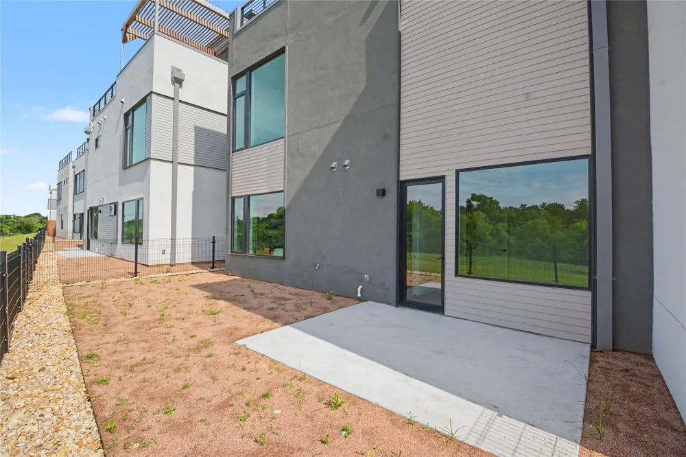 1111 Raiford Road #104 Carrollton, TX 75007