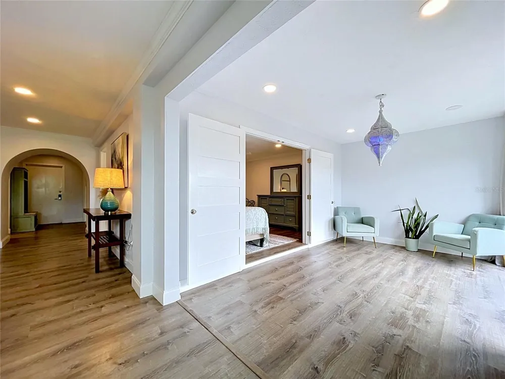 4651 1ST STREET NE #311 St Petersburg, FL 33703