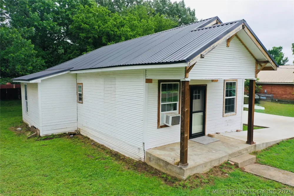 206 Maupin Road Colbert, OK 74733
