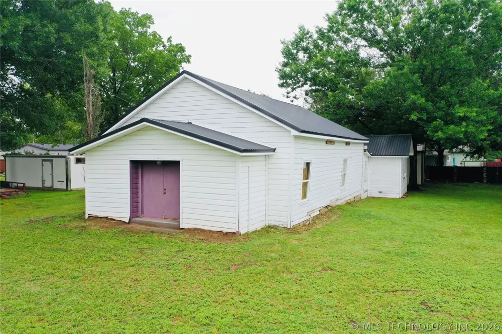 206 Maupin Road Colbert, OK 74733