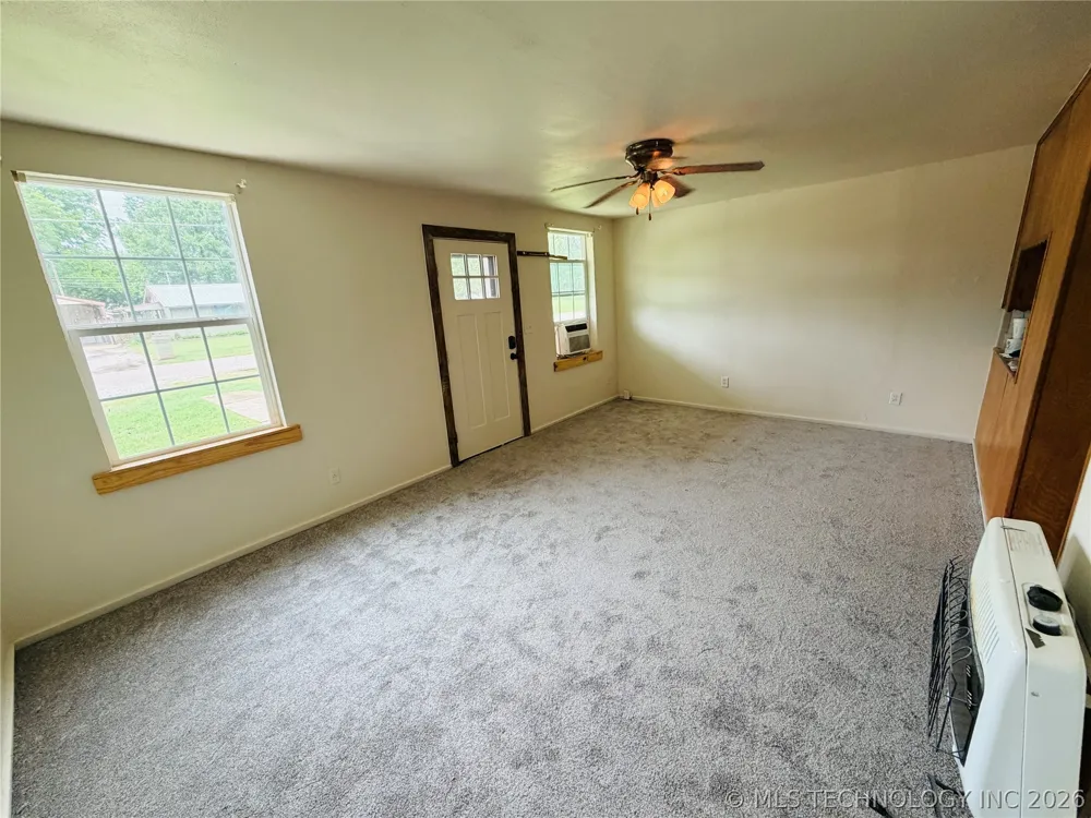 206 Maupin Road Colbert, OK 74733