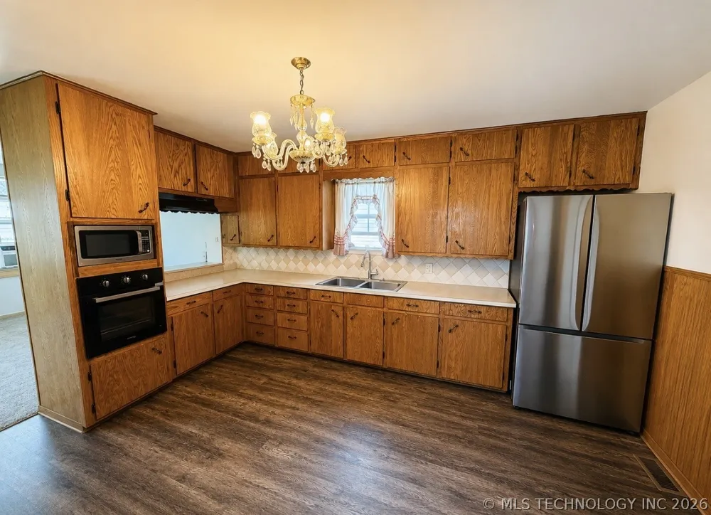 206 Maupin Road Colbert, OK 74733