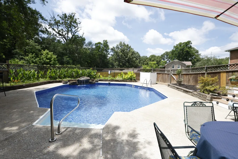 310 Harpeth View Trl Kingston Springs, TN 37082