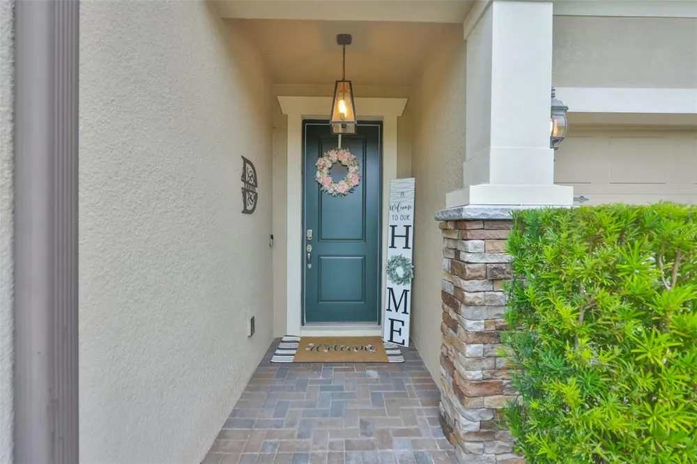 18824 ALDER GLEN DRIVE Lutz, FL 33558