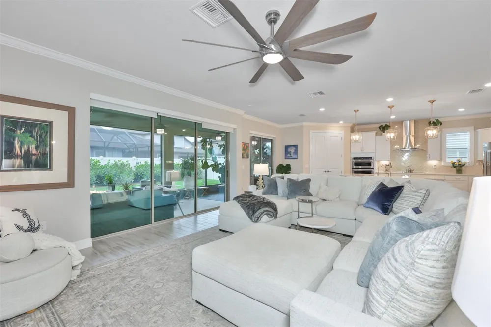 18824 ALDER GLEN DRIVE Lutz, FL 33558
