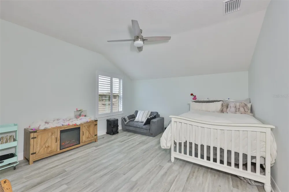 18824 ALDER GLEN DRIVE Lutz, FL 33558