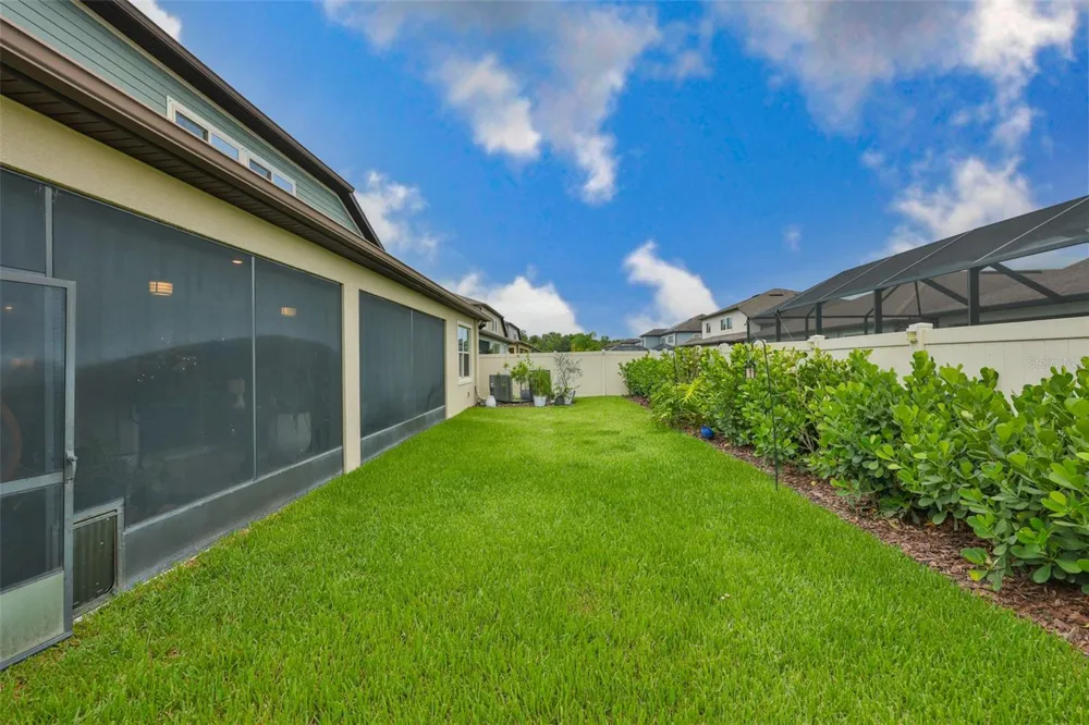 18824 ALDER GLEN DRIVE Lutz, FL 33558