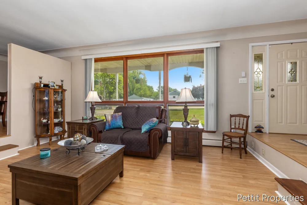 230 Creekview Drive Bedford Charter Township, MI 49037