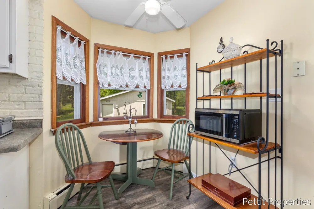 230 Creekview Drive Bedford Charter Township, MI 49037