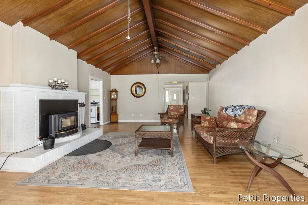 230 Creekview Drive Bedford Charter Township, MI 49037