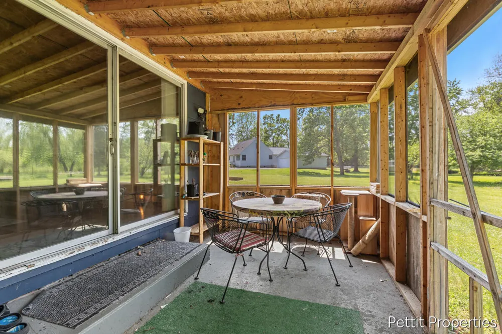 230 Creekview Drive Bedford Charter Township, MI 49037