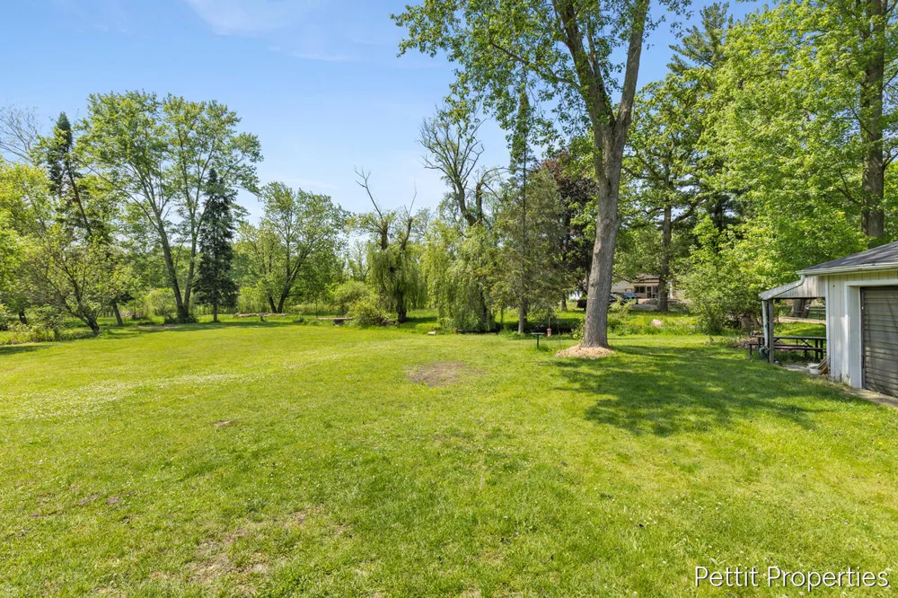 230 Creekview Drive Bedford Charter Township, MI 49037