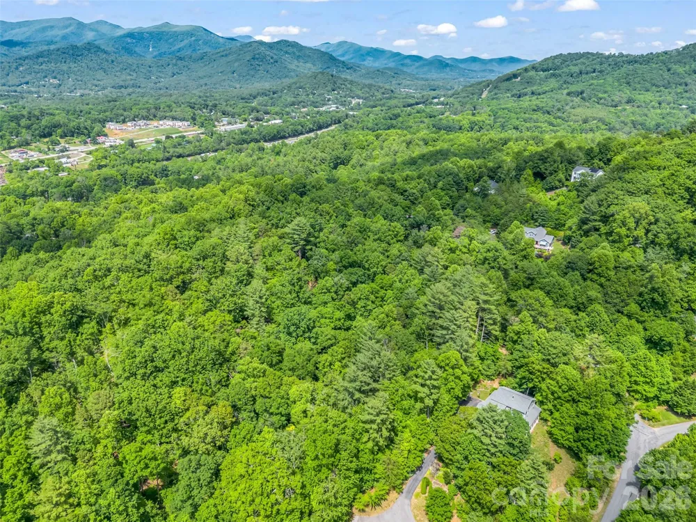 21 Wits End Trail Swannanoa, NC 28778