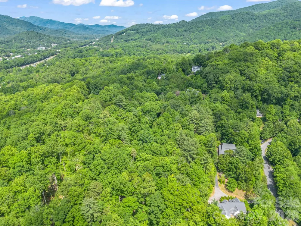 21 Wits End Trail Swannanoa, NC 28778