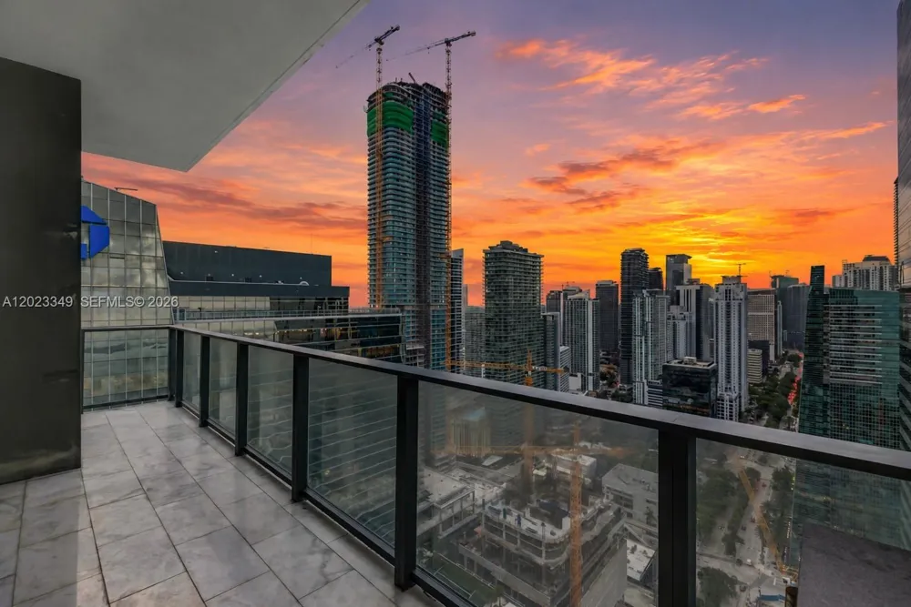 1451 Brickell Ave #4304 Miami, FL 33131