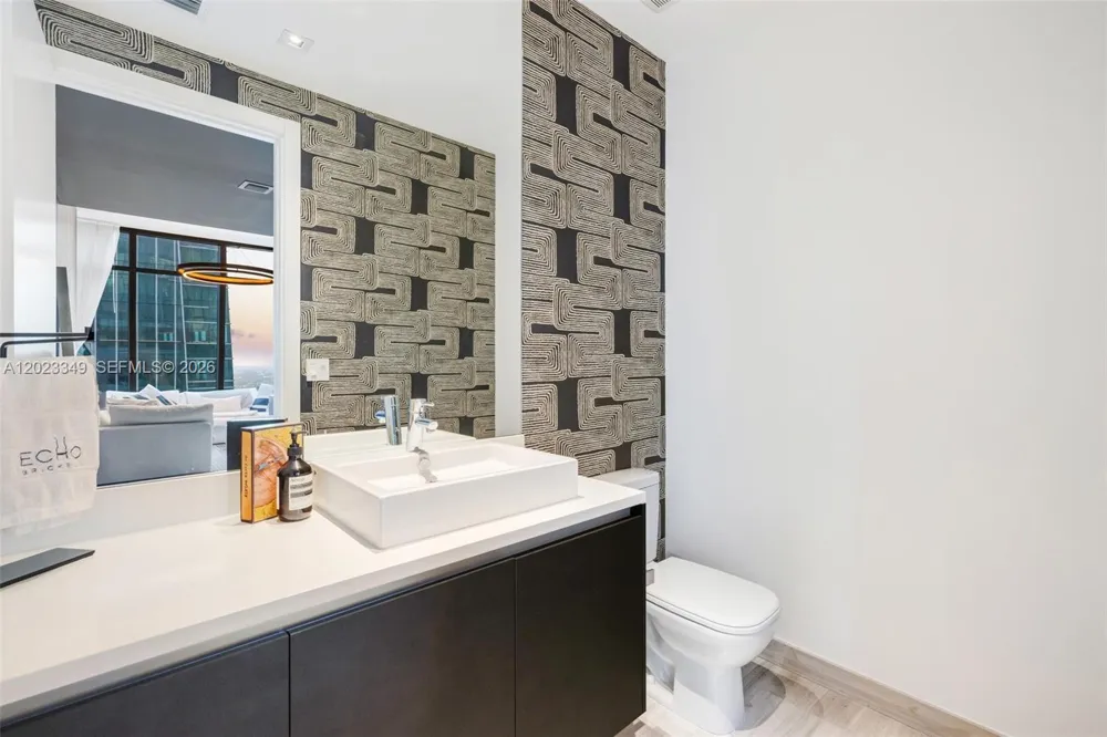 1451 Brickell Ave #4304 Miami, FL 33131
