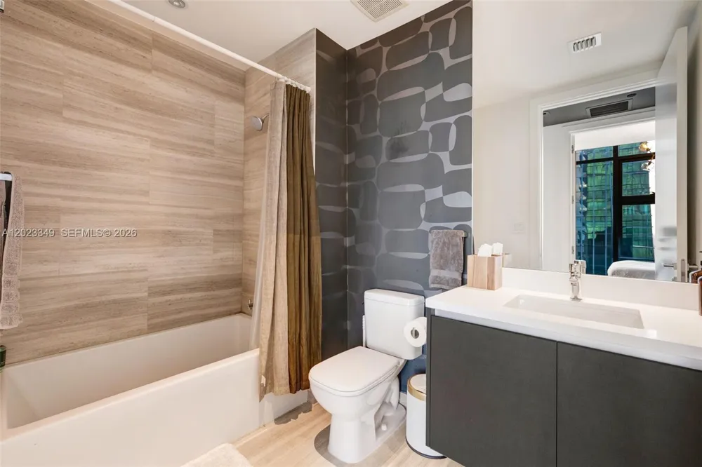 1451 Brickell Ave #4304 Miami, FL 33131