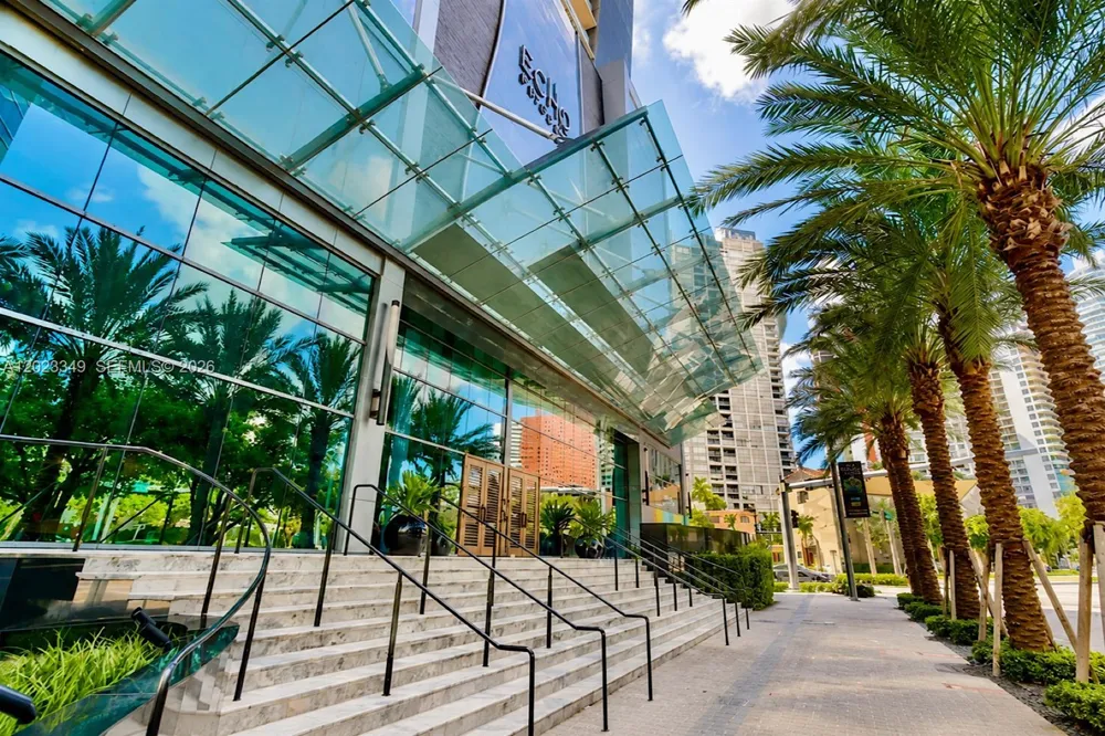 1451 Brickell Ave #4304 Miami, FL 33131