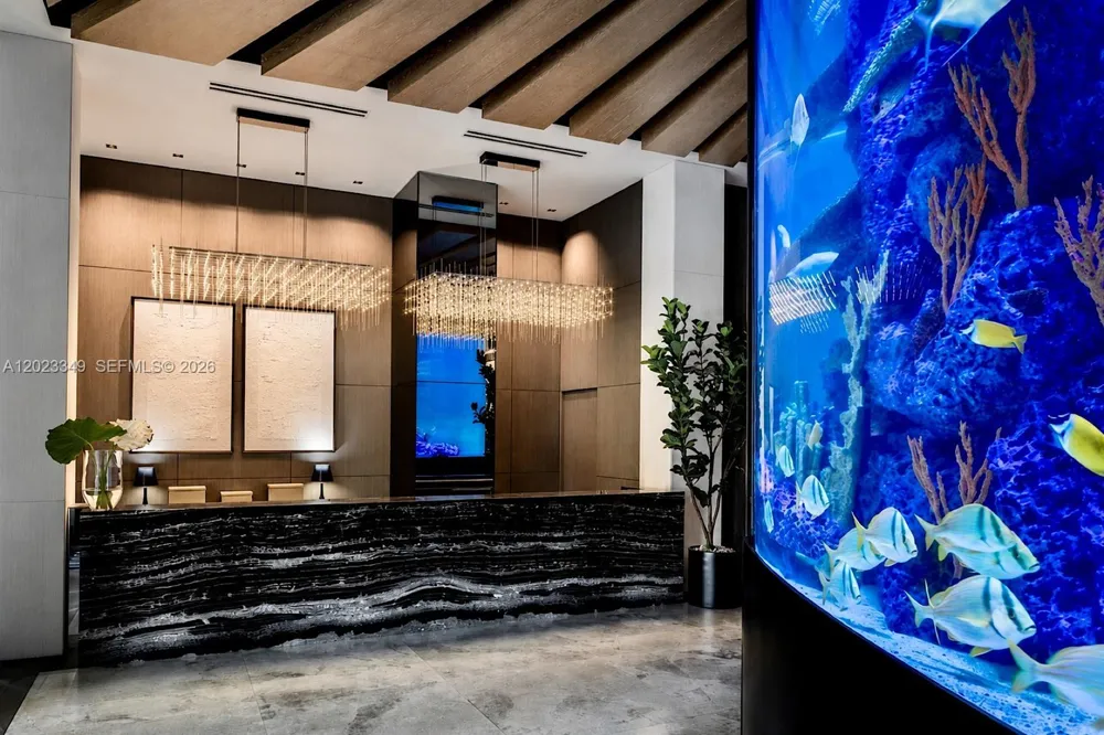 1451 Brickell Ave #4304 Miami, FL 33131