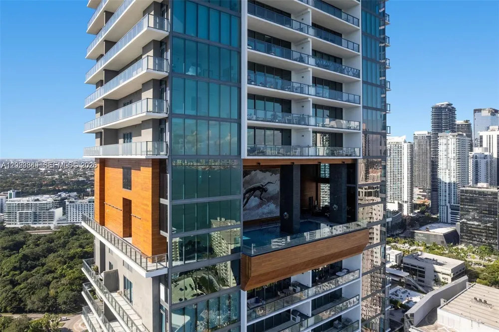 1451 Brickell Ave #4304 Miami, FL 33131